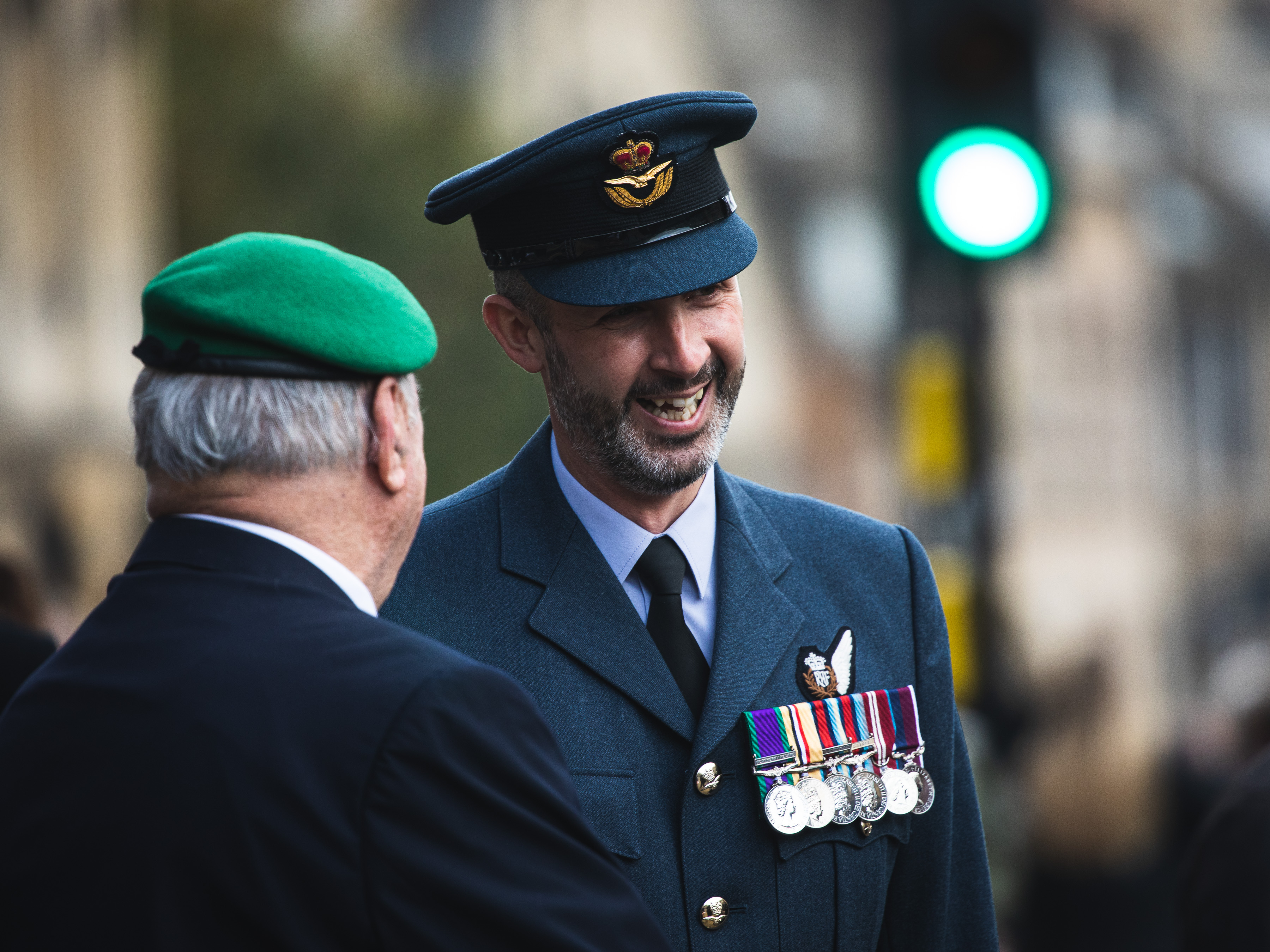 Wing Commander Jez Case in conversation with a veteran after Stamford’s Remembrance Parade