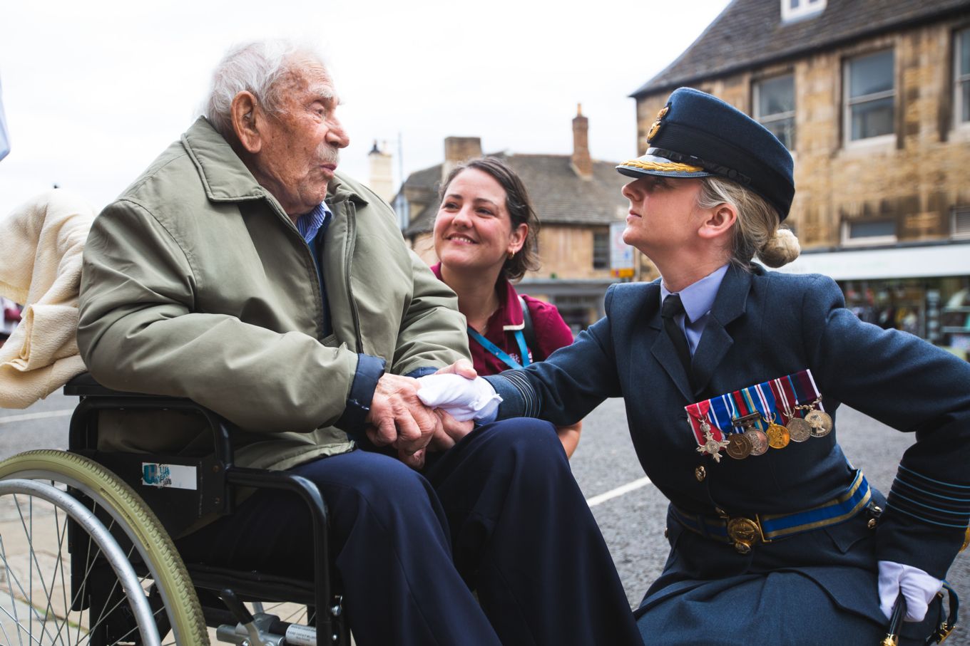 Group Captain Lincoln meets RAF Veteran, 96-year-old Warrant Officer Bert Salvage, formerly of RAF Wittering.