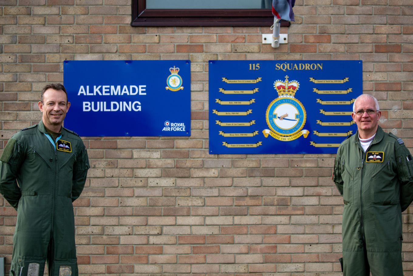Squadron Leader Rich Kellet (left) takes over 115 Squadron from Squadron Leader Andy Tagg (right)
