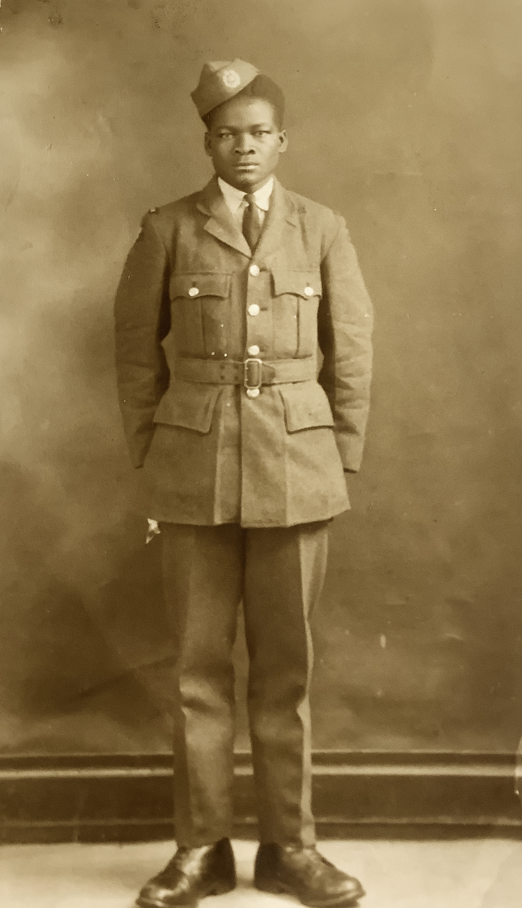 Image shows black and white picture of aviator in 1945.
