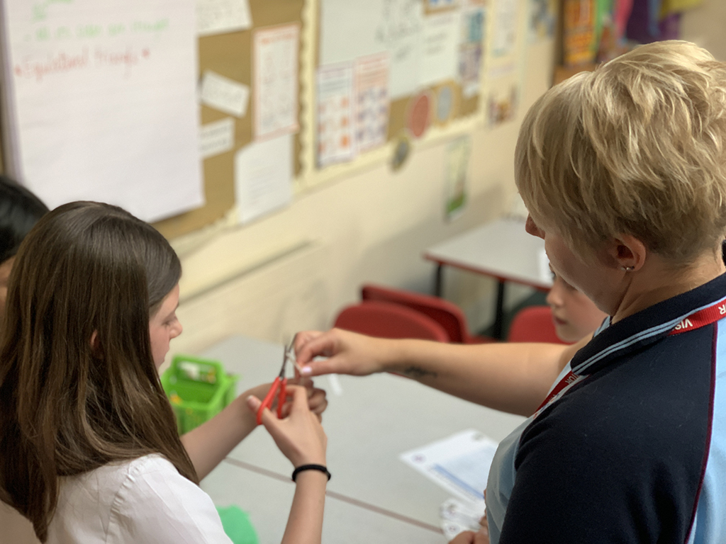 RAF Brize Norton Gives a Helping Hand to Local School’s STEAM Week