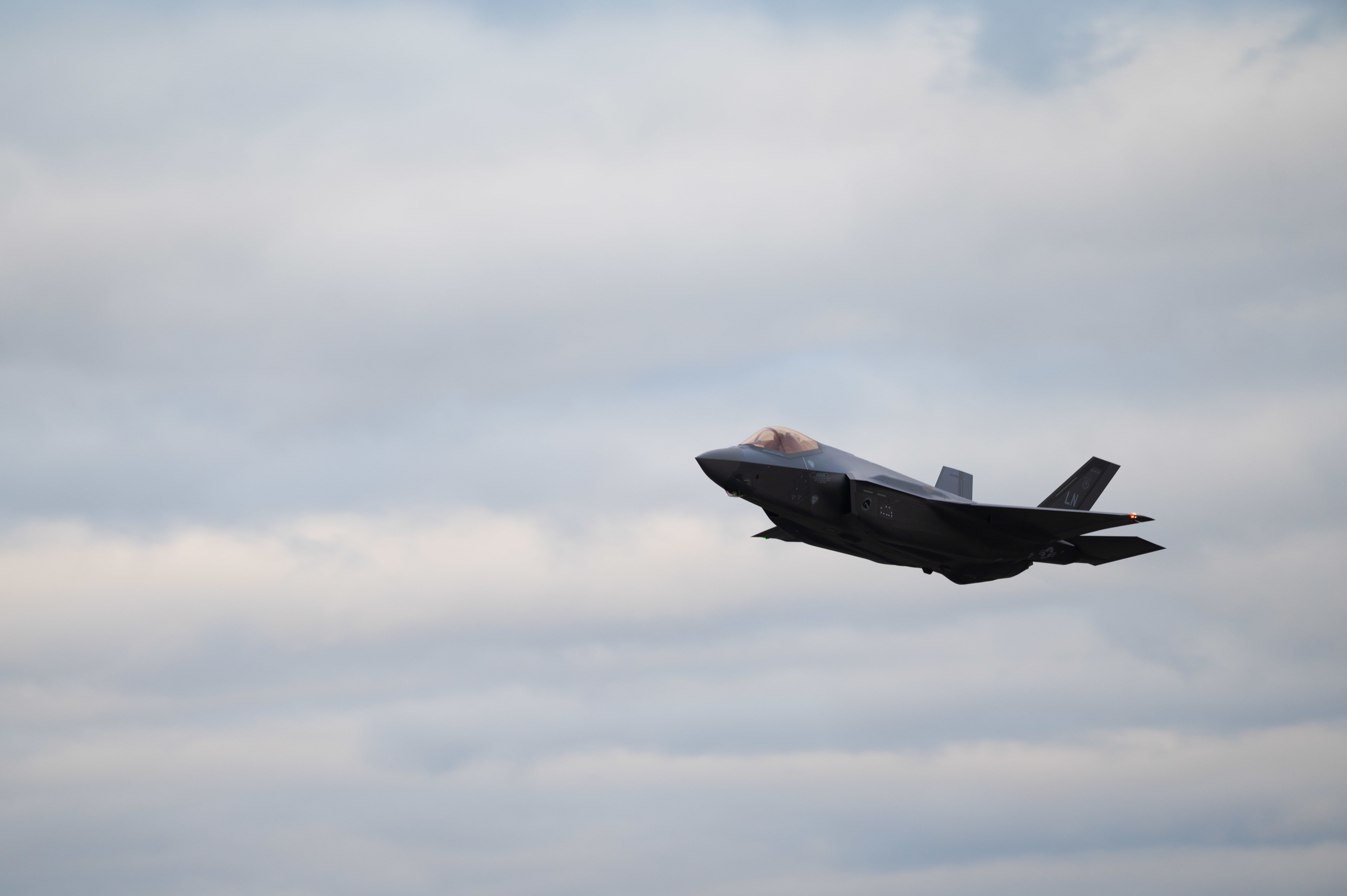 F-35 Lightning flying.