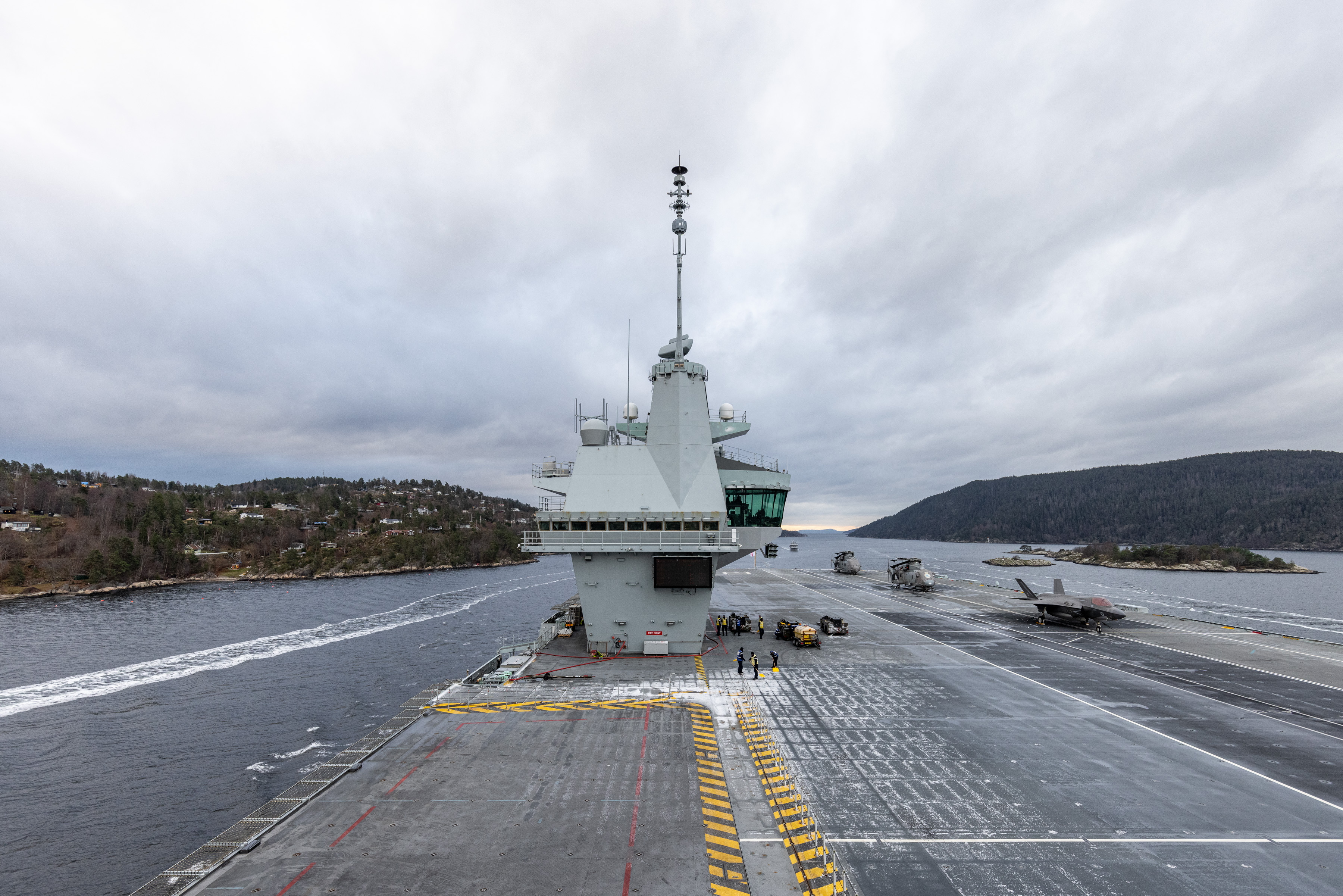 Image shows deck of HMS Queen Elizabeth.