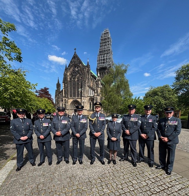 602 squadron personnel parading at Glasgow Cathedral