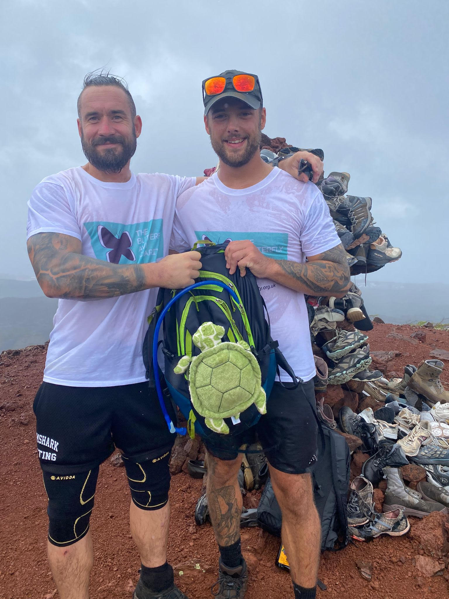 Cpl's Brown and Broderick pose during their endurance activity