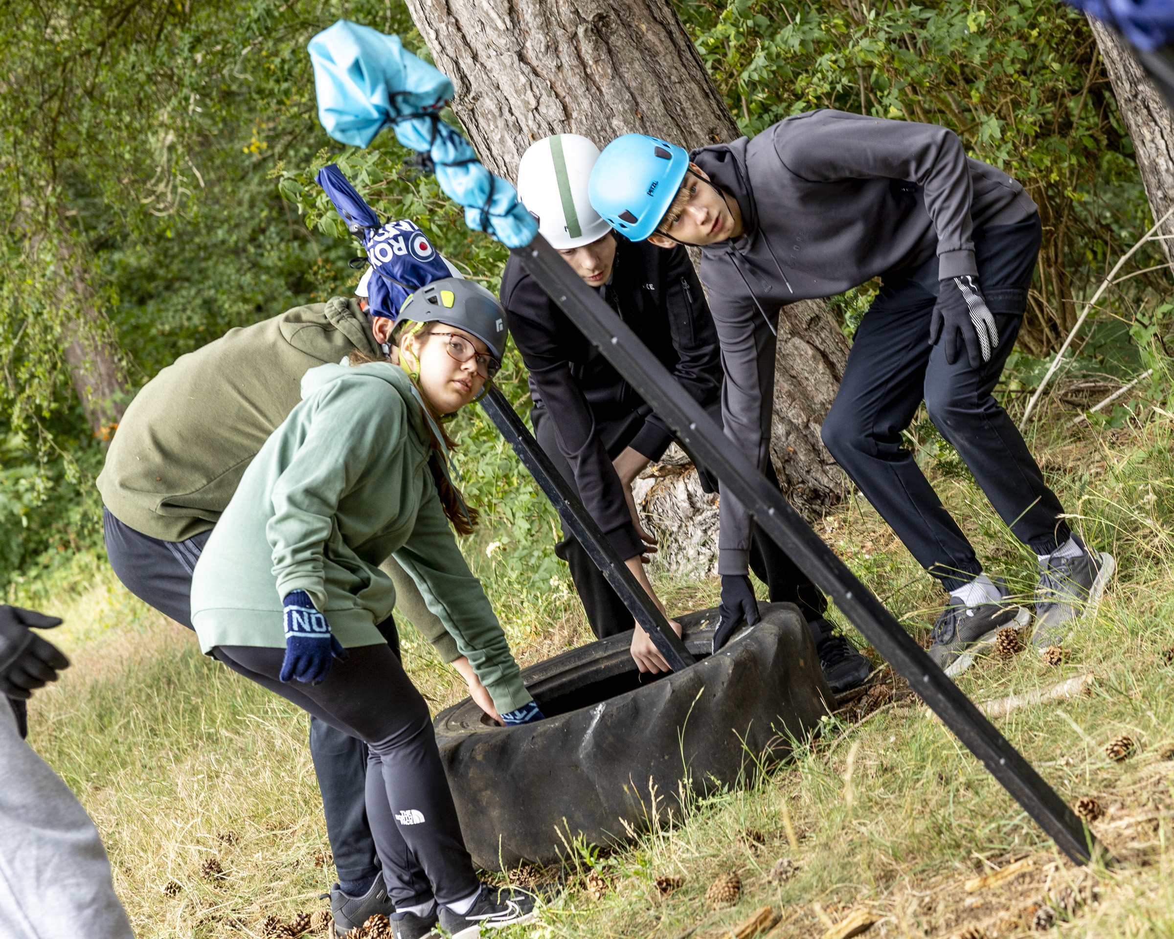 Activity with large tyre
