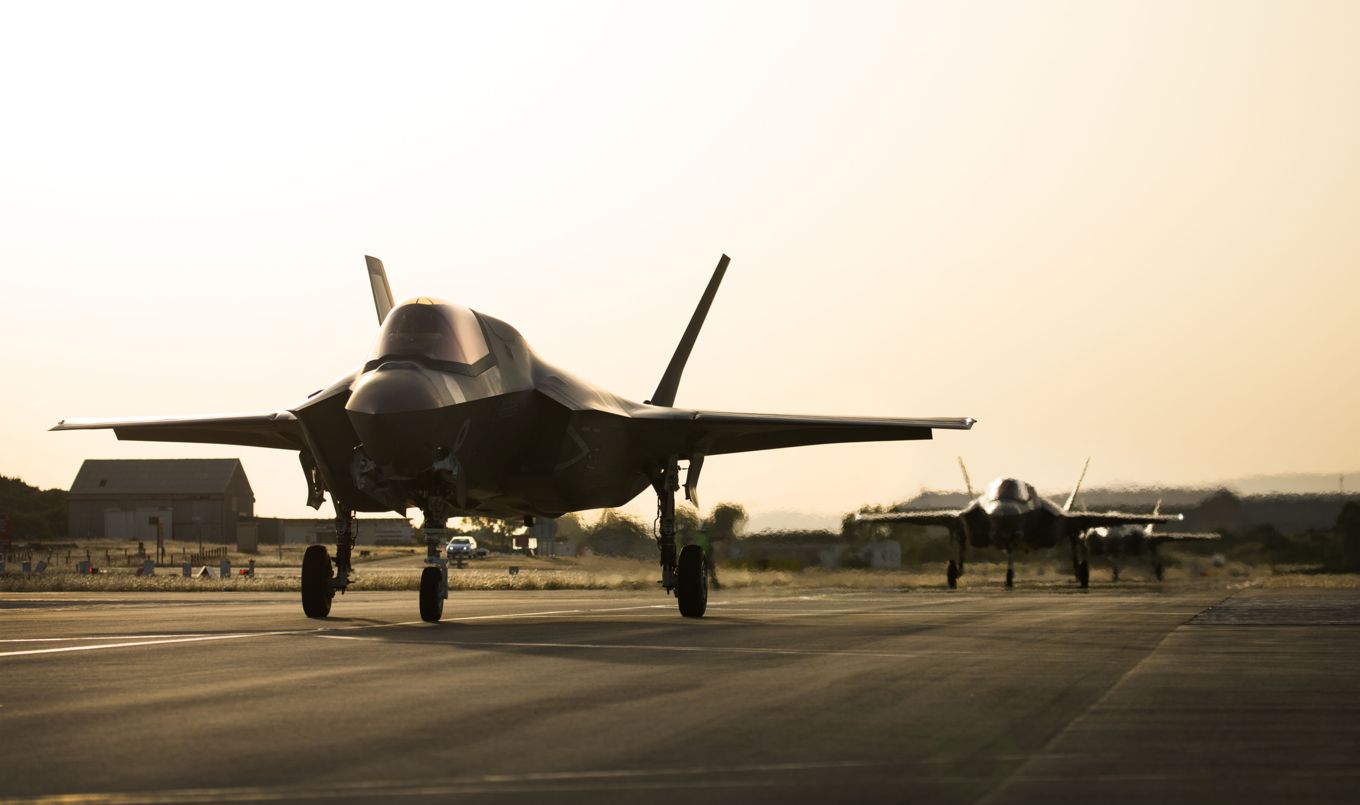 f35-lightning-dawn