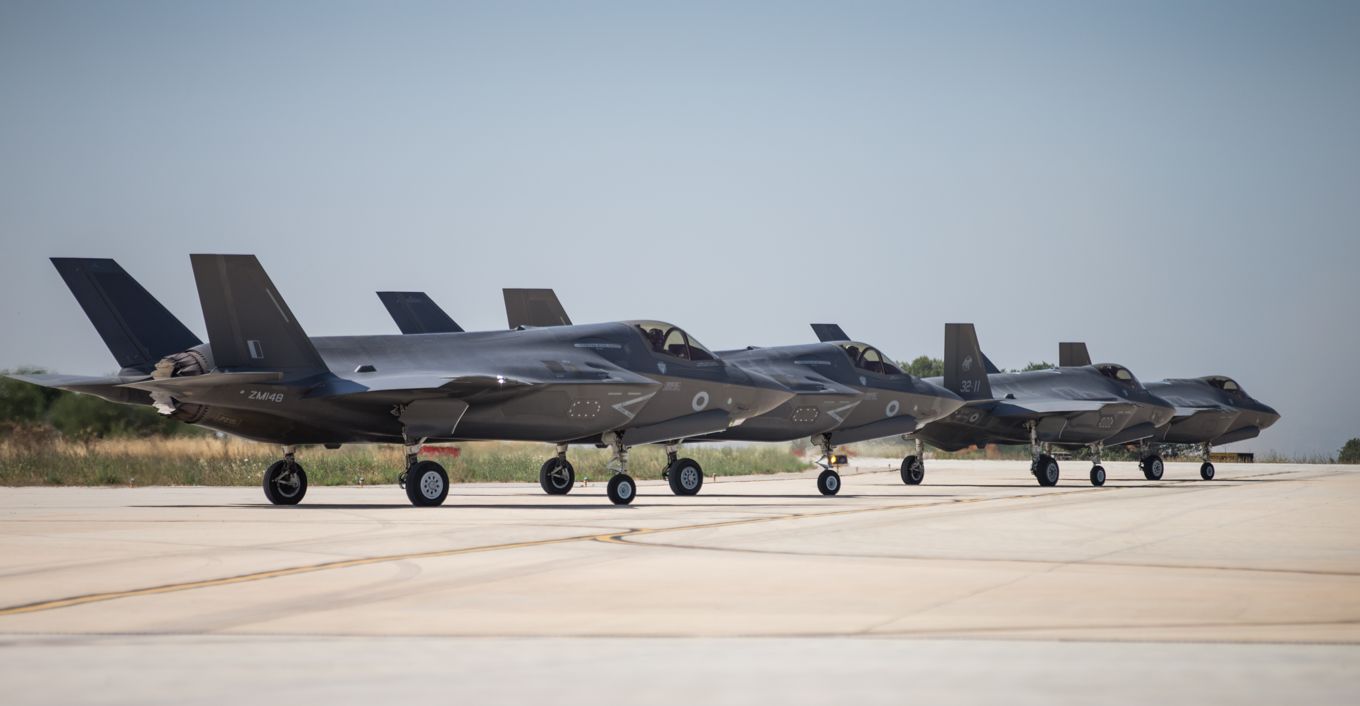 f35-aircraft-in-italy