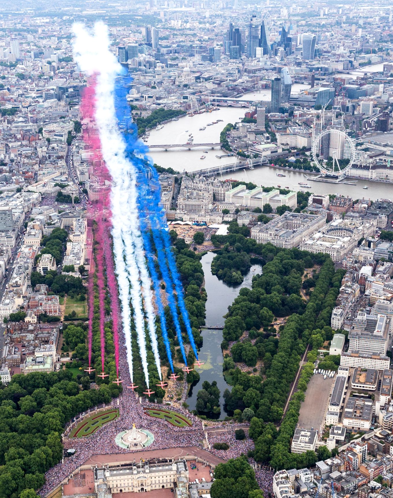 red-arrows-london-centenary