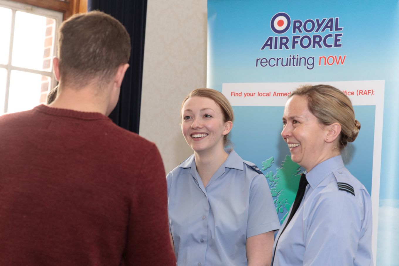 Attendees at the RAF Recruitment Rejoiner Recruiting Fair