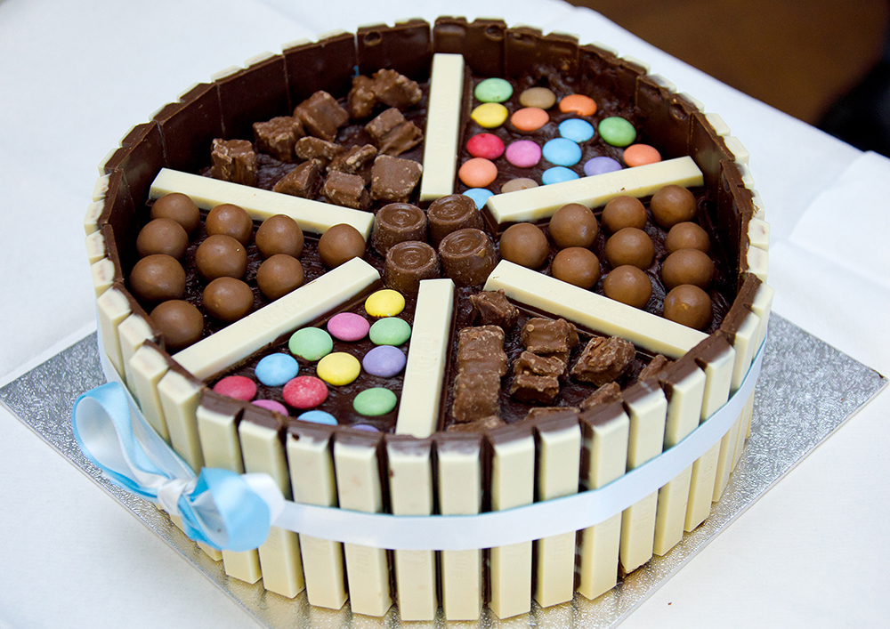 Best Designed cake - Victoria Tonkin