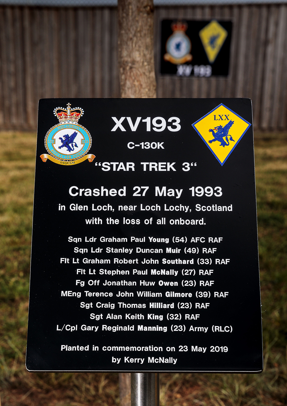 Number LXX (70) Squadron personnel, family and friends, remember the crew of XV193 who lost their lives in a fatal crash whilst training over Scotland in 1993.