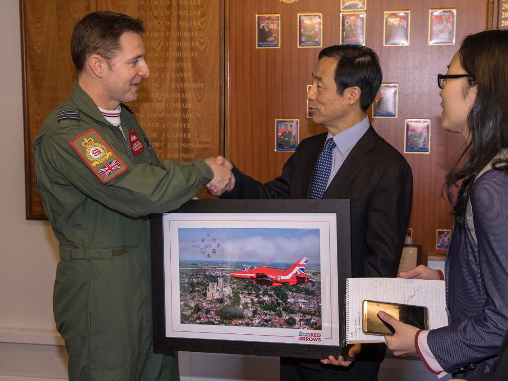 OC RAFAT presents Gift