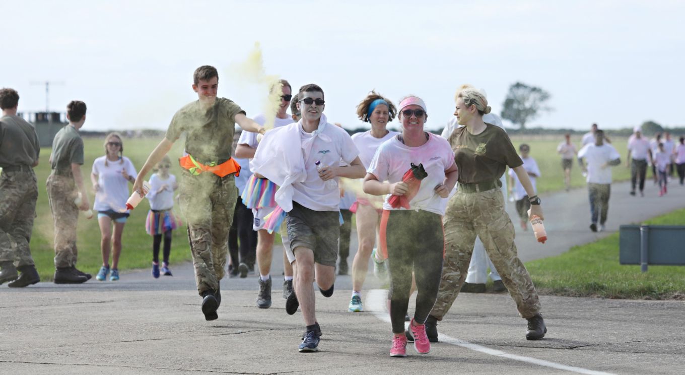 Runners at colour chaos