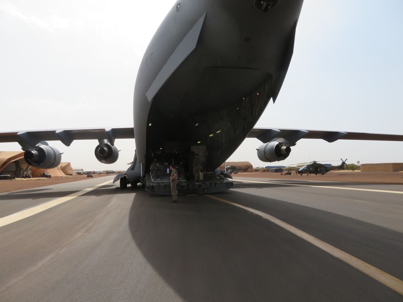 c-17-globmaster-in-mail