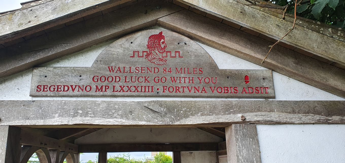 Good luck sign at the start of the walk.