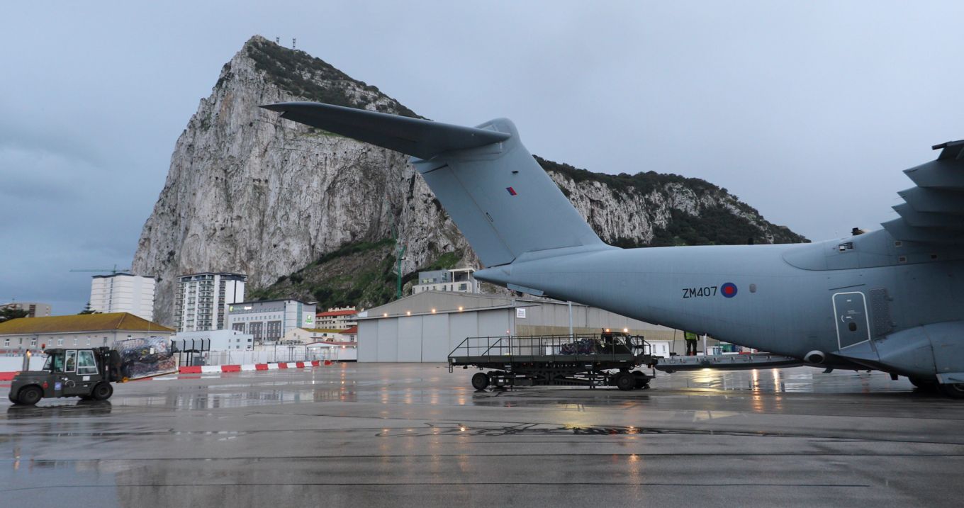 RAF A400M arrives in Gibraltar, with a NATO pallet containing 5850 doses of the Pfizer vaccine