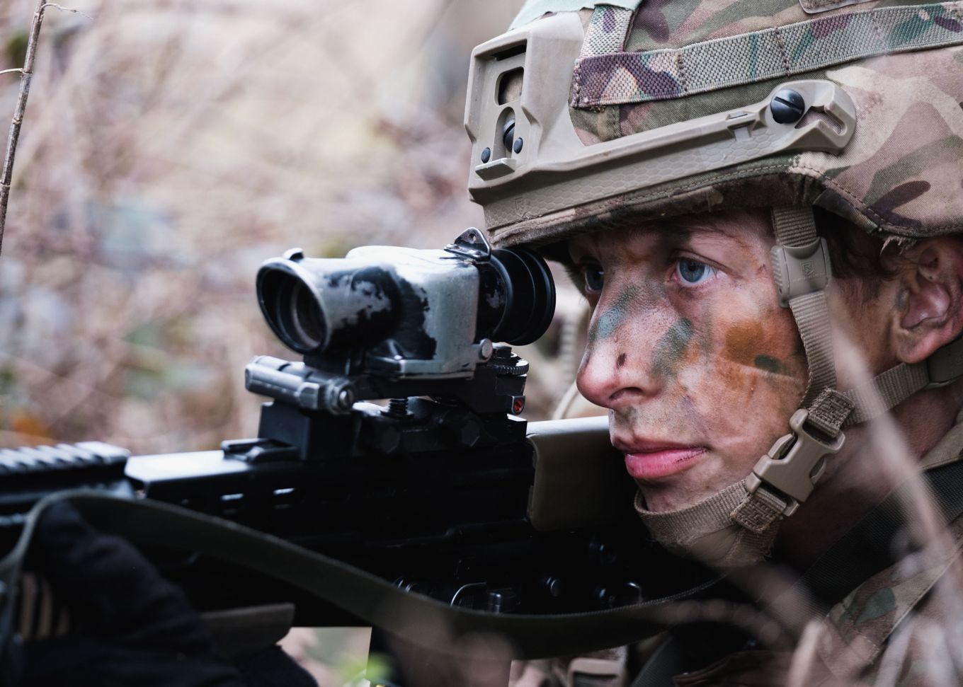 Gunner in Training on TG Course 4-20 