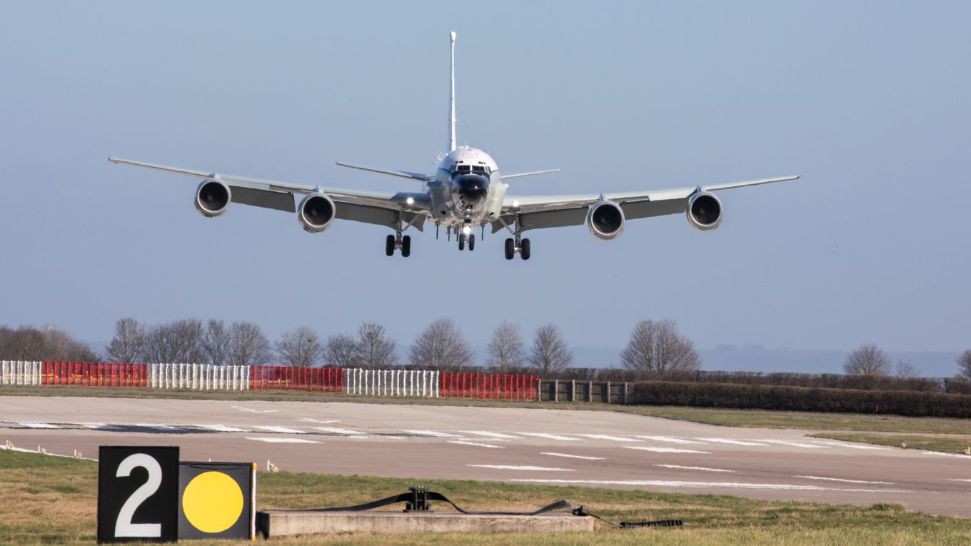 Image shows an RAF Rivet Joint aircraft approaching to land.