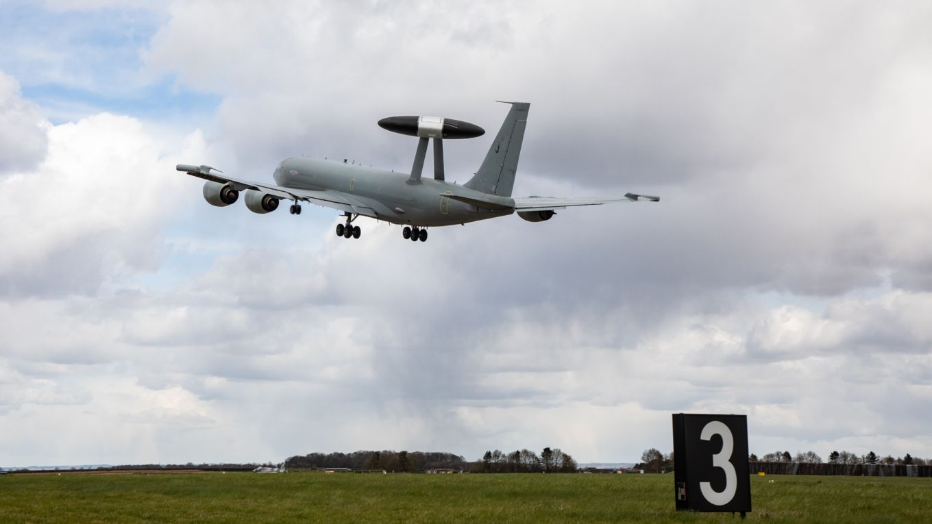 RAF Sentry landing
