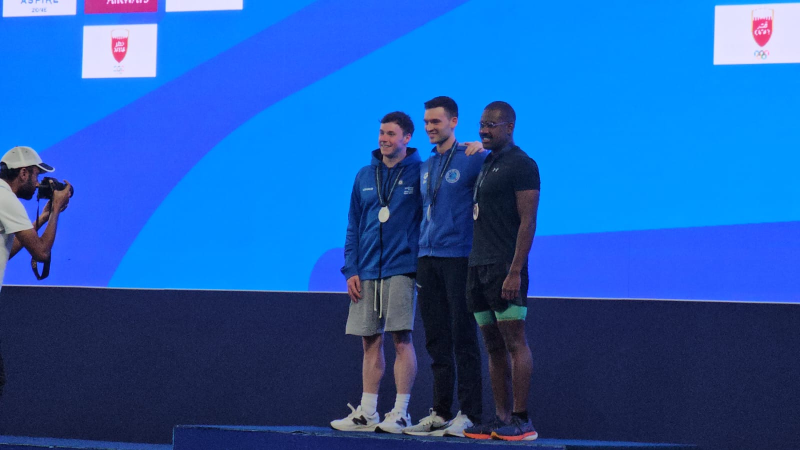 AS1 Holland with his team mates