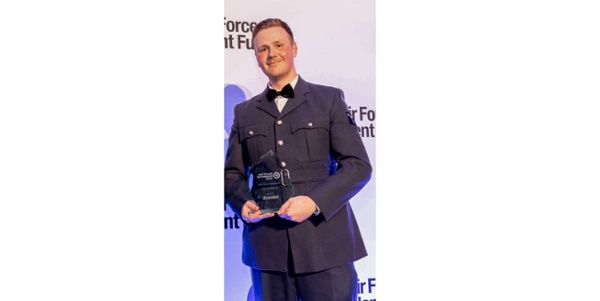 as1 martin wins fundraiser of the year award following everest base ...