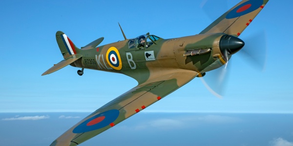 spitfire plane